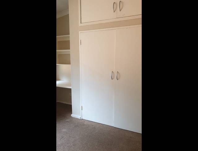 1 bed property to rent in SAVOY ESTATE